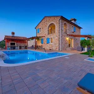 Relax House Surrounded By Olives And Vineyard Villa